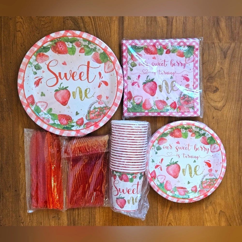 Sweet ONE Strawberry Themed Party Supplies Set